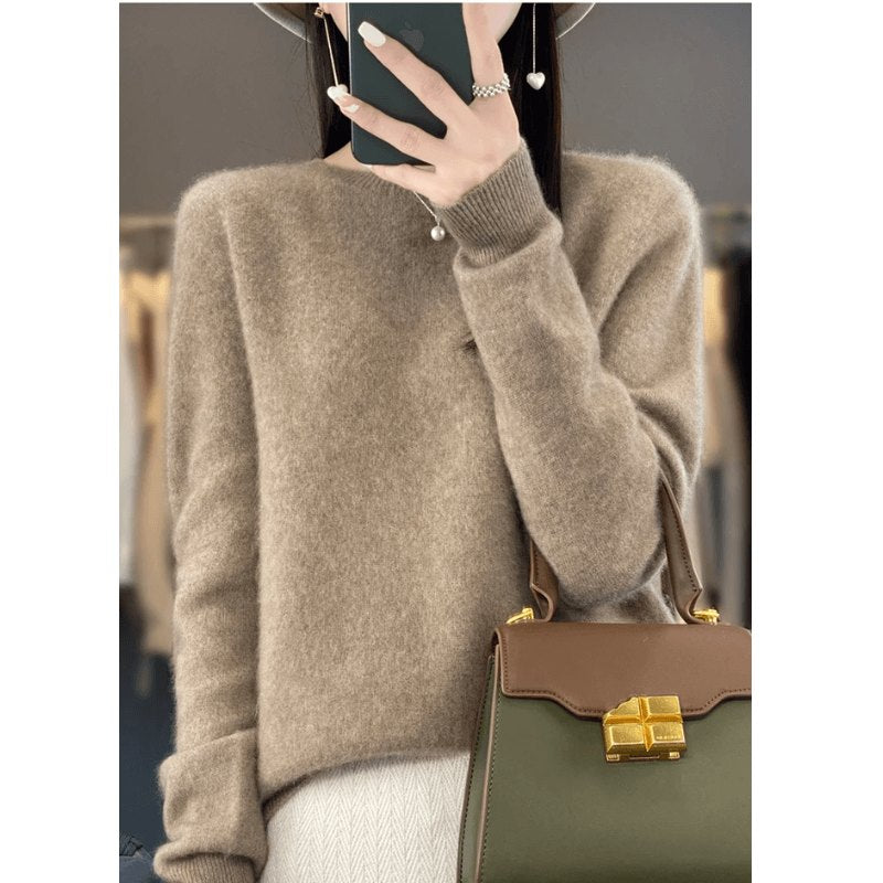 Comfortable Soft Knit Pullover for Women with Crew Neck Long Sleeve Warm Draped Style