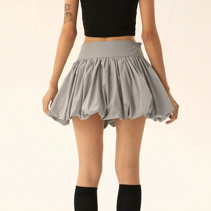 Effortless Balloon Mini Skirt for Women with Rounded Hem Free Movement Relaxed Style