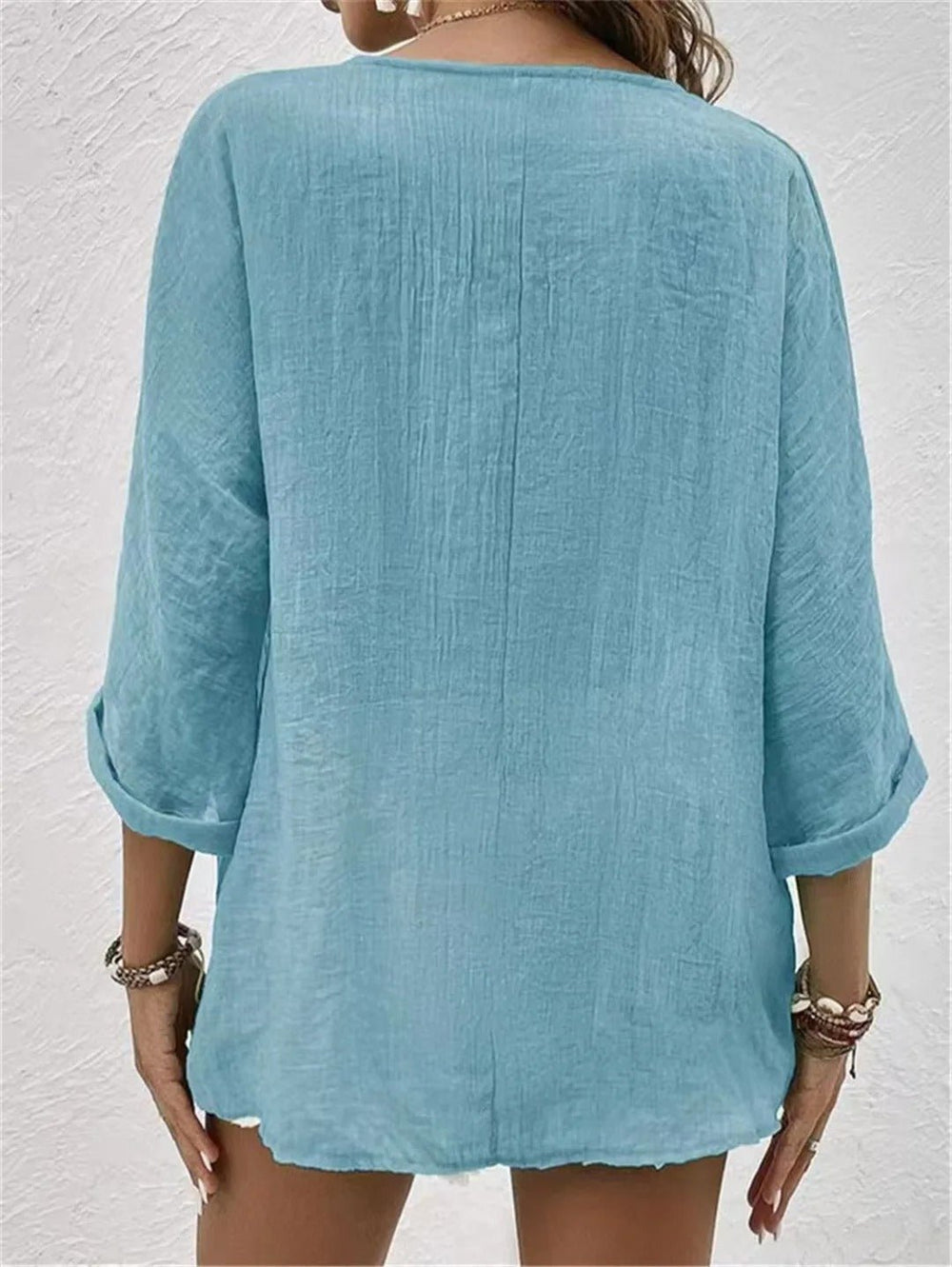 Effortless Casual Long Sleeve Shirt for Women with Button Front Relaxed Fit Subtle Detail Style