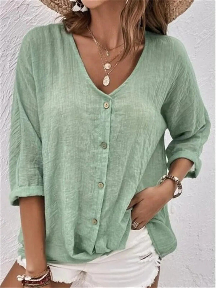Effortless Casual Long Sleeve Shirt for Women with Button Front Relaxed Fit Subtle Detail Style