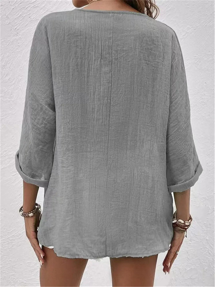 Effortless Casual Long Sleeve Shirt for Women with Button Front Relaxed Fit Subtle Detail Style