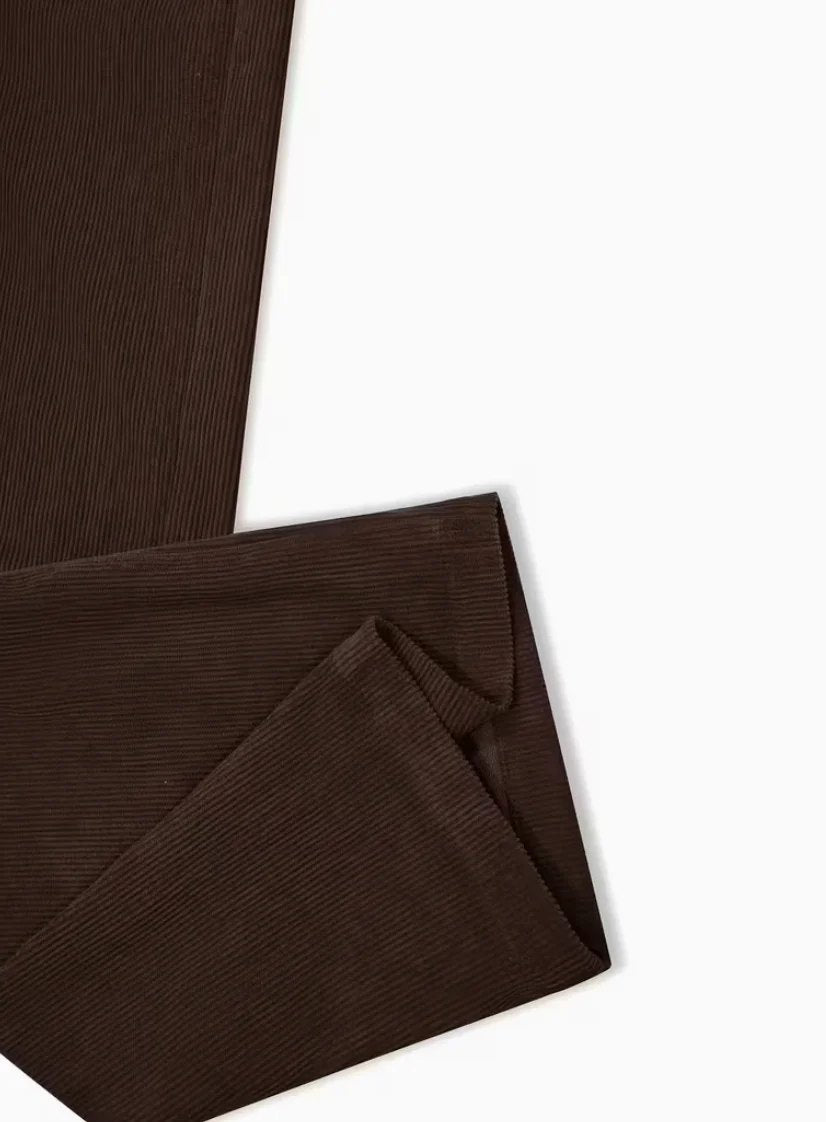 Effortless Corduroy Pants for Women with Slim Cut Versatile Fit Autumn Casual Style