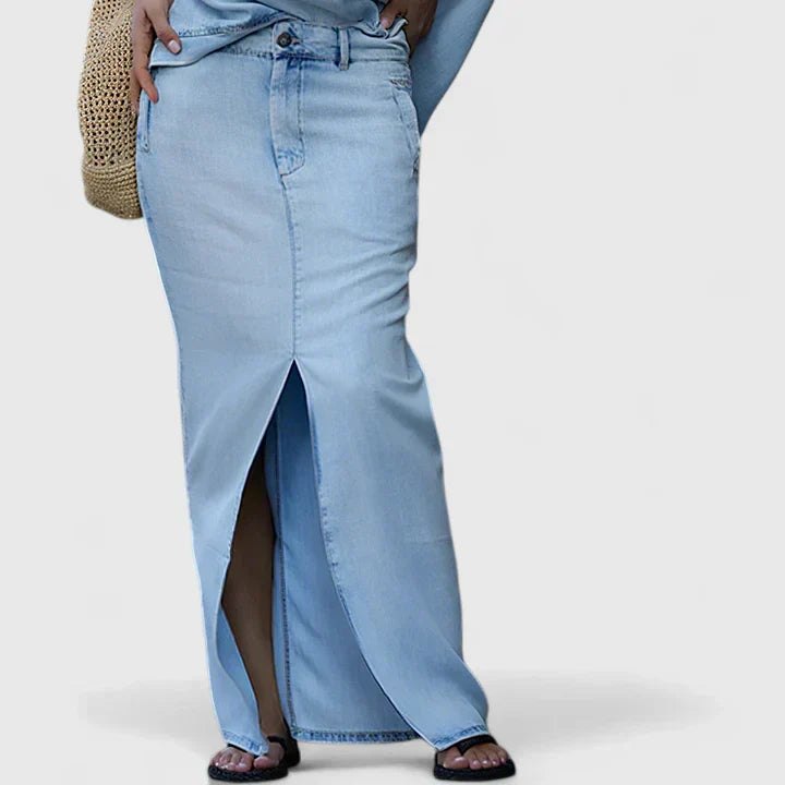 Effortless Light Wash Denim Skirt for Women with Maxi Length Front Slit Natural Waist Style