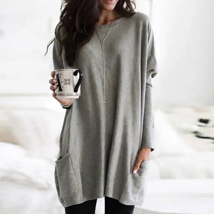 Effortless Oversized Tunic for Women with Crew Neck Long Sleeve Patch Pocket Relaxed Style