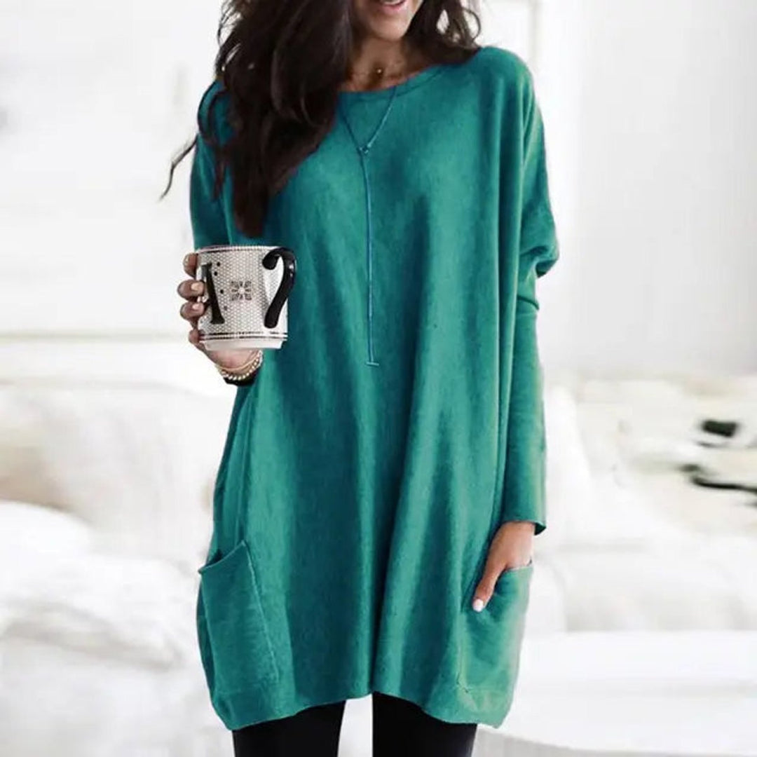 Effortless Oversized Tunic for Women with Crew Neck Long Sleeve Patch Pocket Relaxed Style