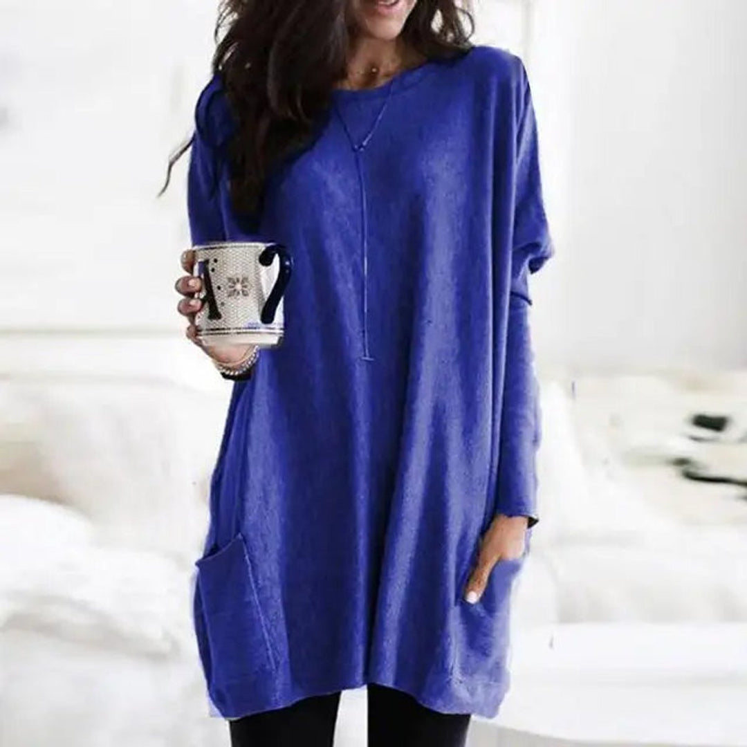Effortless Oversized Tunic for Women with Crew Neck Long Sleeve Patch Pocket Relaxed Style